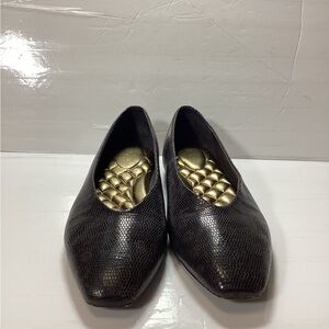 Birdies Black Textured Flats with Gold Insole Size 10 Leather